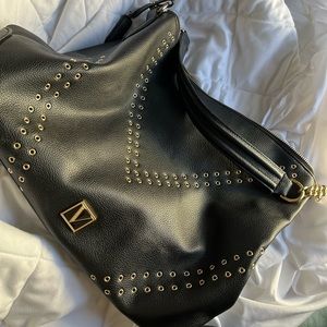 black leather VS purse 🖤😍